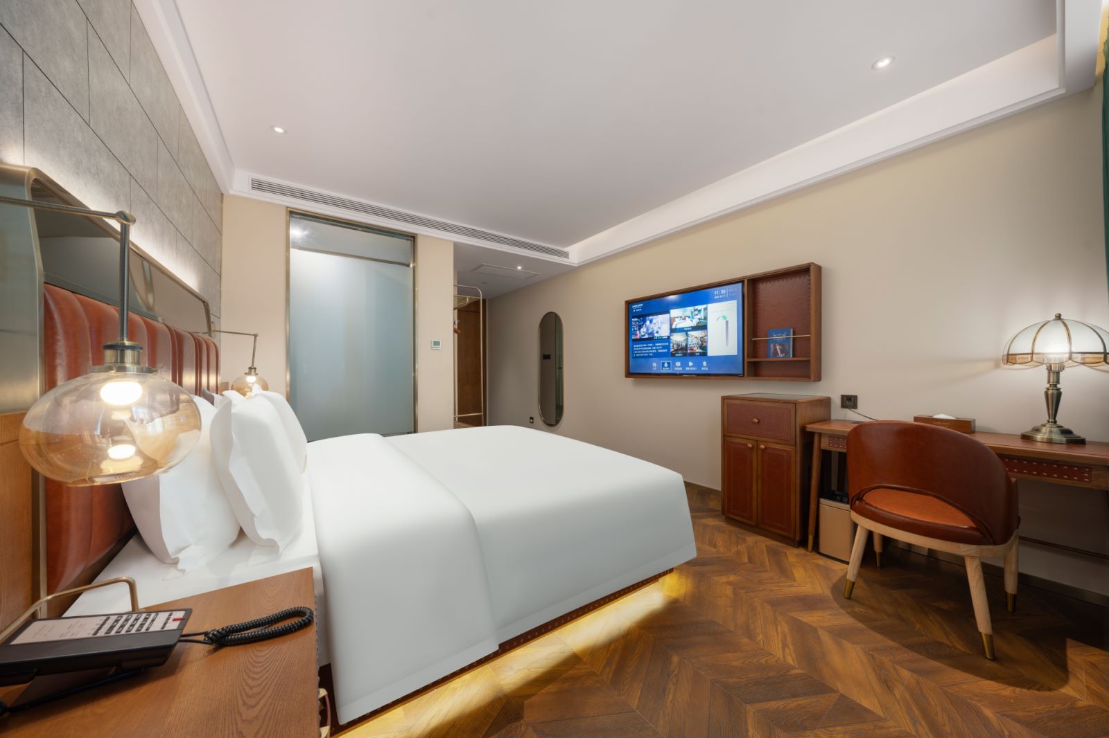 啡凡海景大床房（投屏+侧面看海）