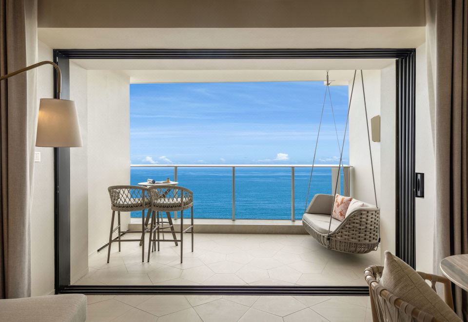 Salt Crystal Hotel By RichuPremier Room - Sea-View (Double Bed)