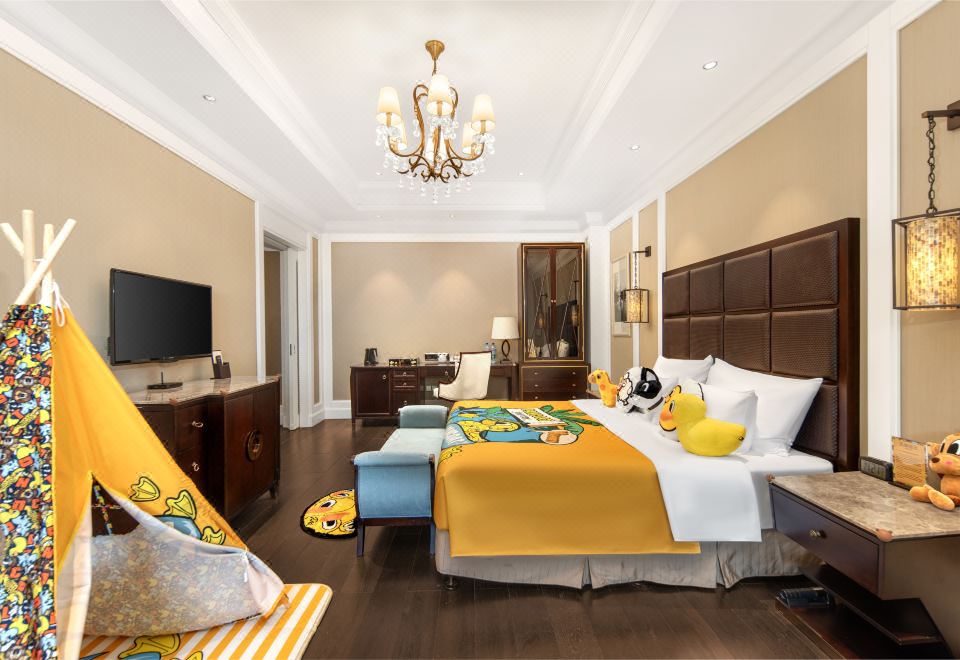 WUXI TAIHU HOTELPanku Family Theme Room