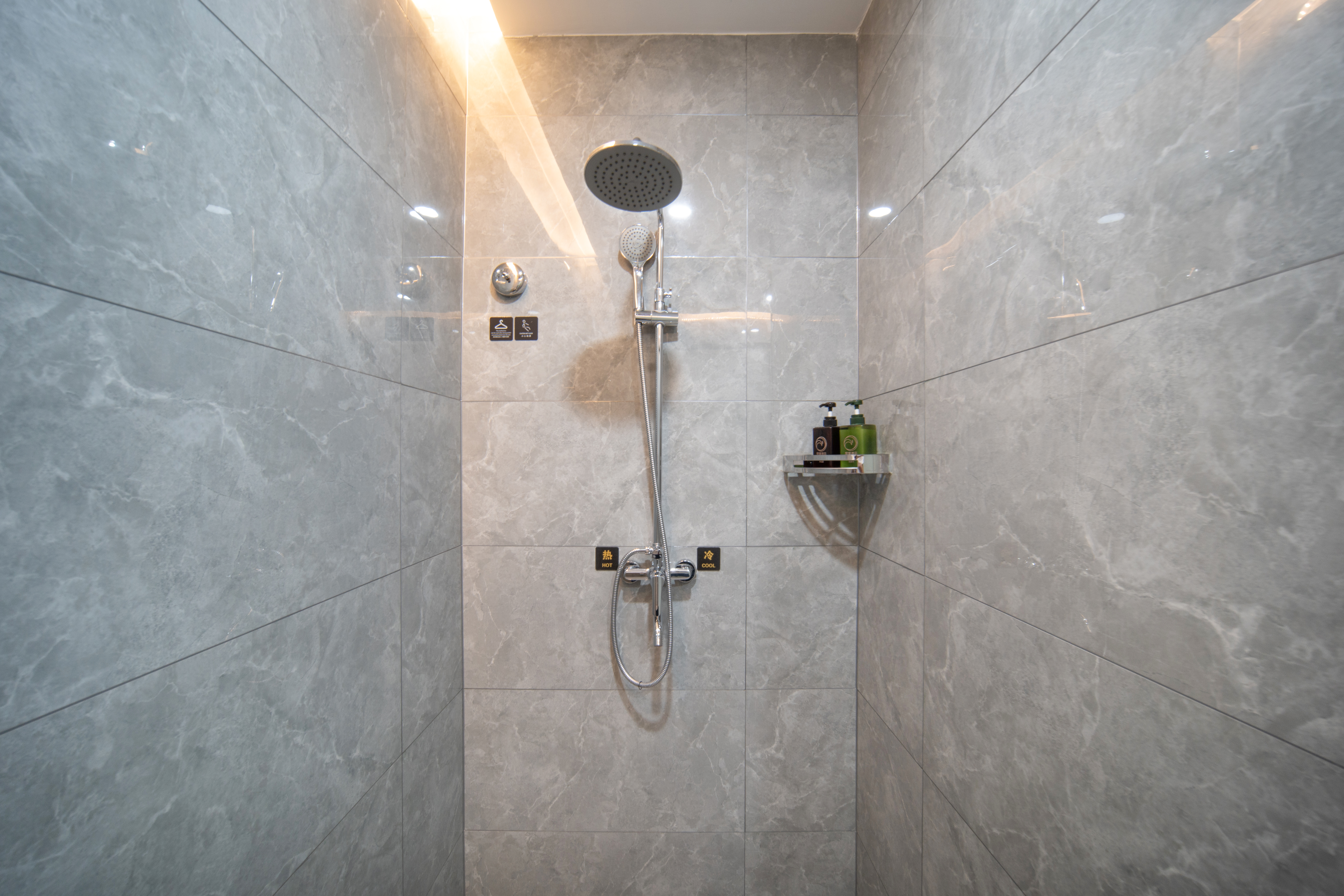 凤凰嘉宾双床房