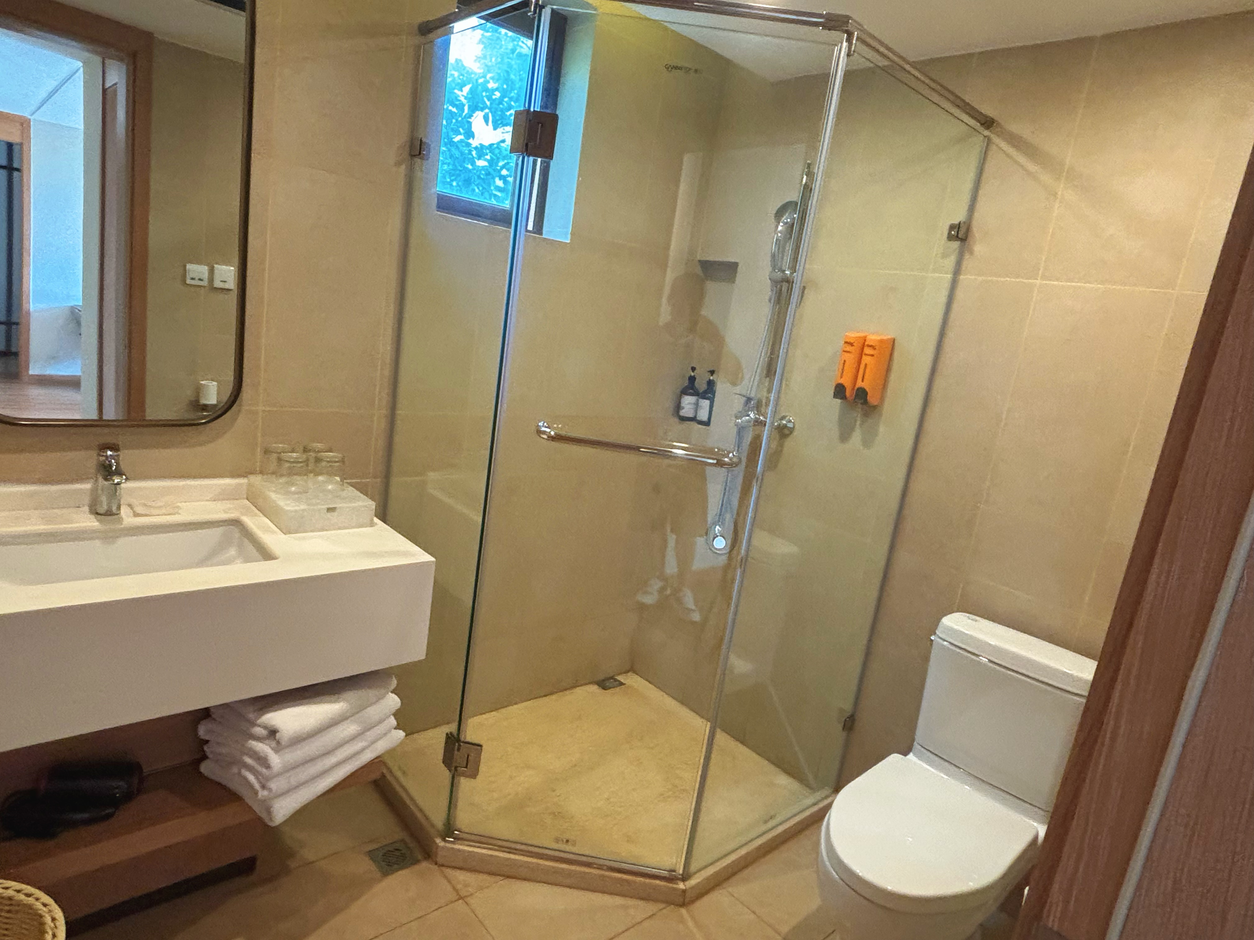 豪华花园三室套房B（花园+麻将机+浴缸）