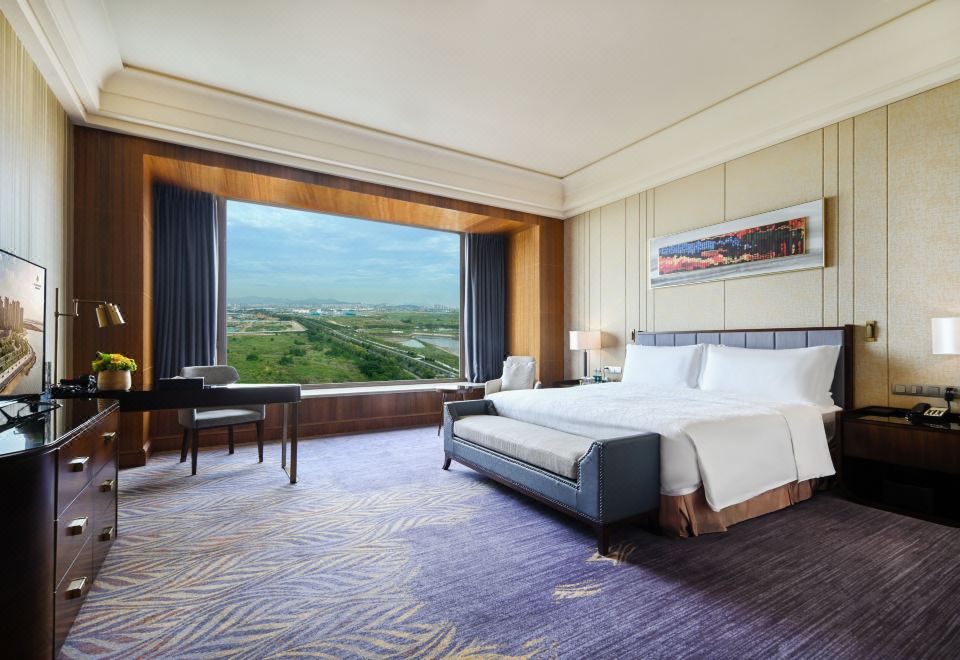 Chateau Star River QingdaoDeluxe City-view Queen Room
