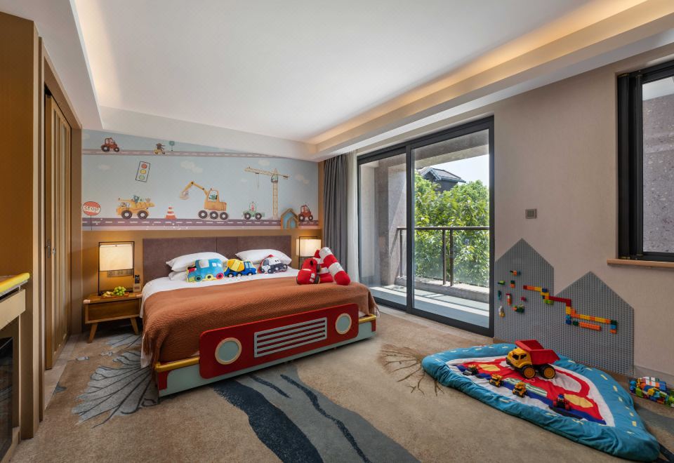 汽車庭院主題房