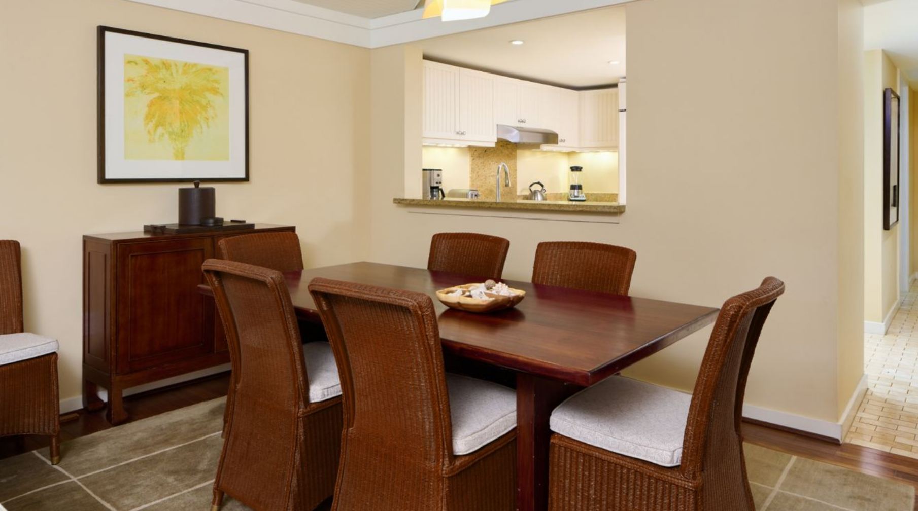 带阳台的三卧室别墅-海景