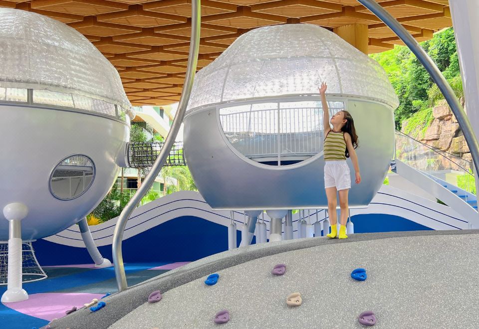 趣享采撷山景双床房