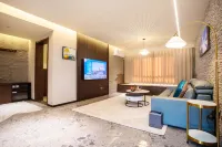 Changbaishan Guoxin Four Seasons Hot Spring Resort Hotel Hotels in 
