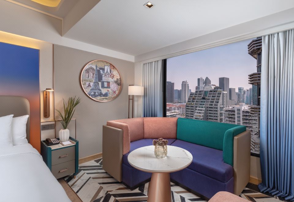 Pipa Hotel Bangkok Sukhumvit 11Grand Deluxe King Room