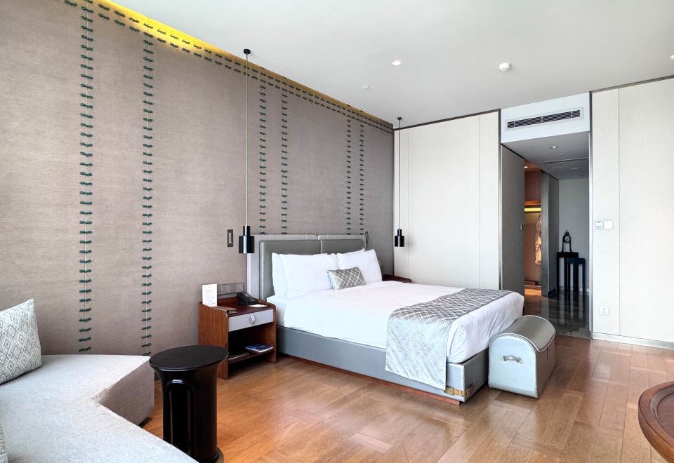 豪華大床房-月色如許