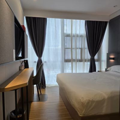 雅緻大床房 凱倫精品飯店（深圳會展中心店）優惠