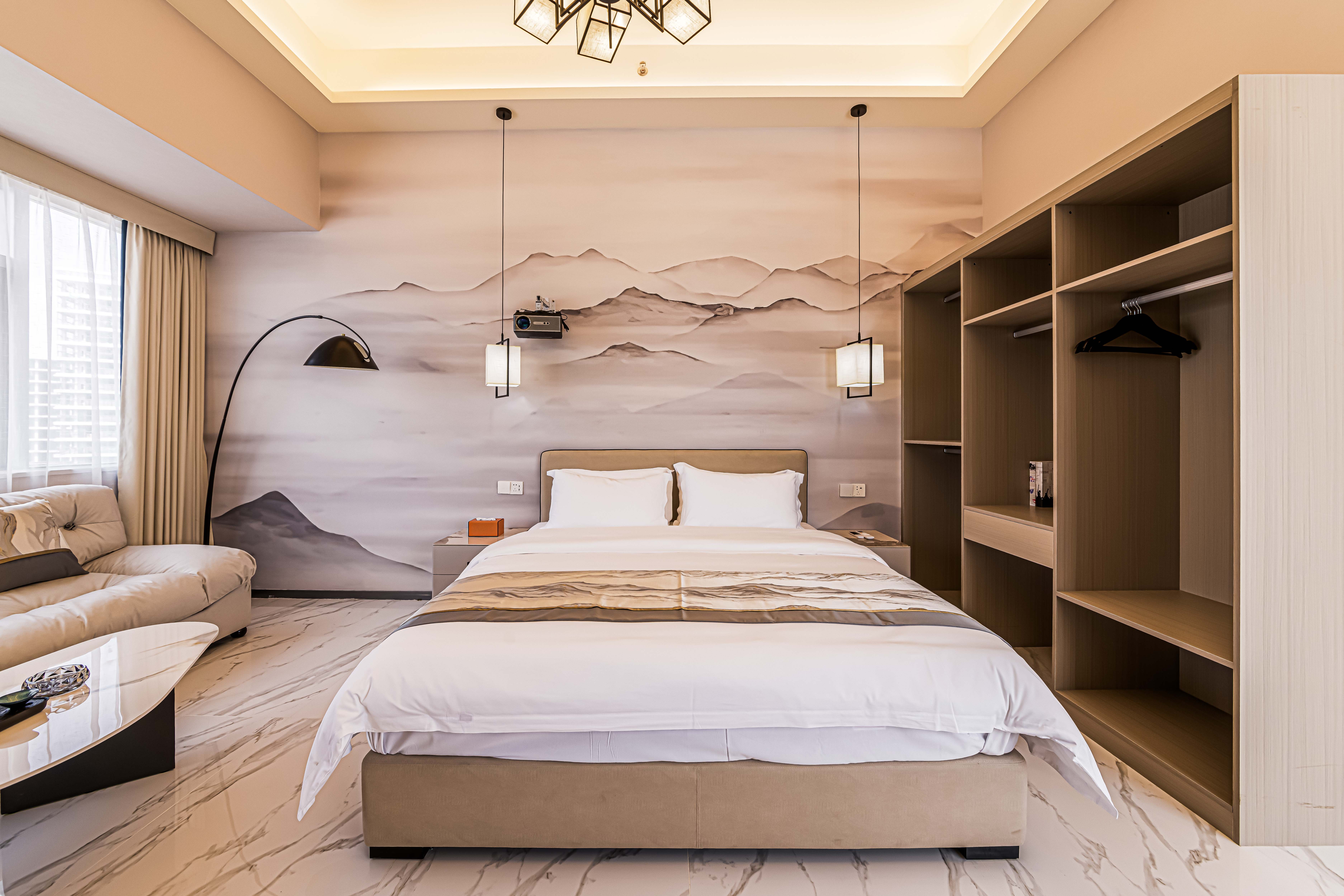 巨幕观影大床房【百寸投影+4K高清】