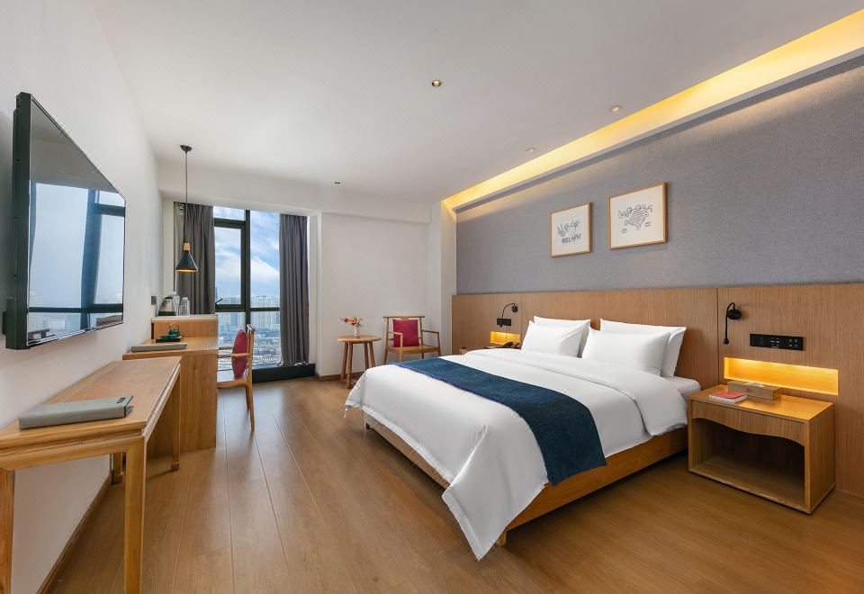 Guestroom (Queen bed)