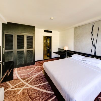 Cilantro Suite Cinnamon Lakeside Sri Lanka Promo Code