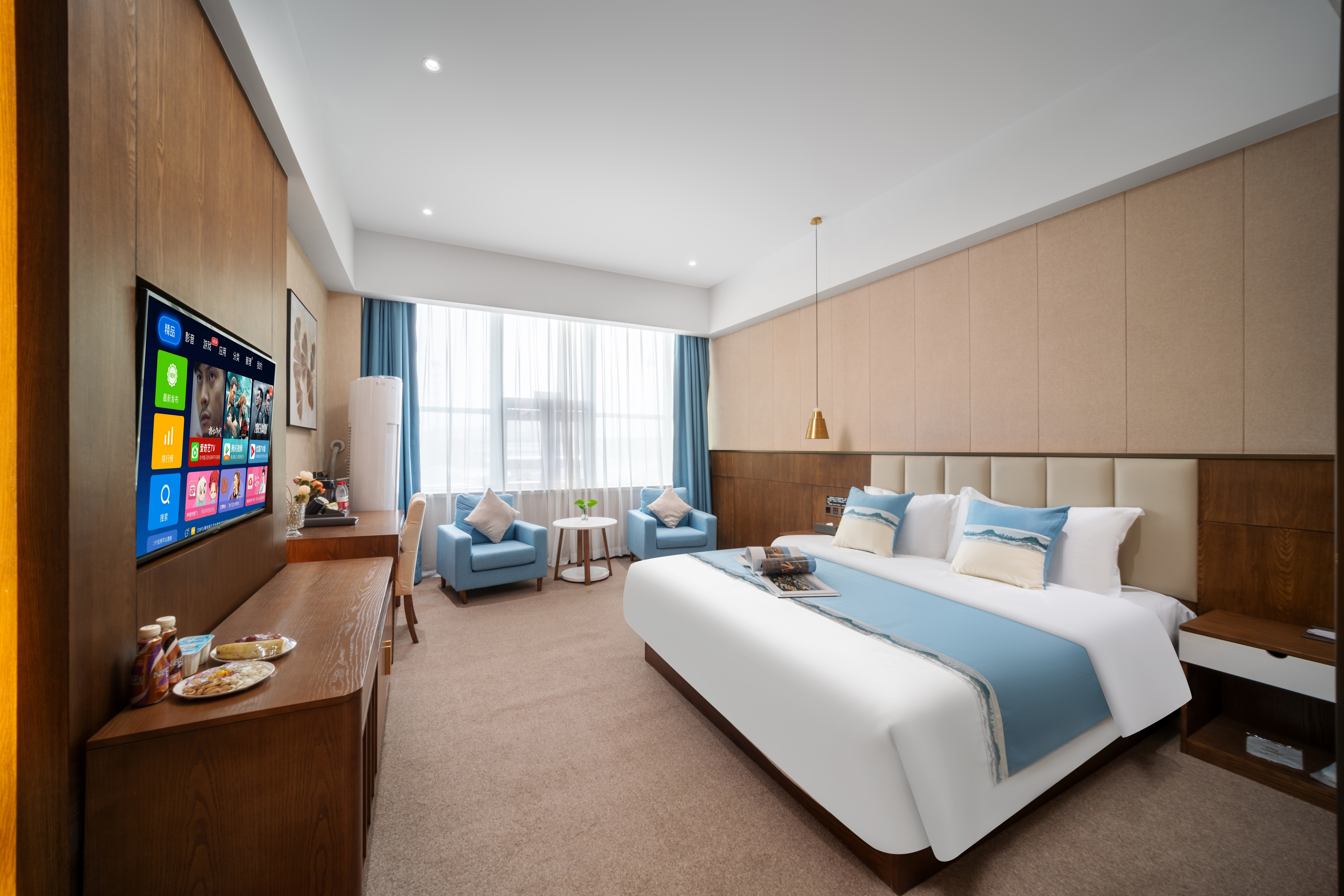 凤凰高级大床房