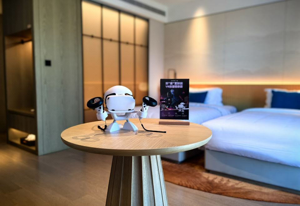 VR特色高级双床房（沉浸式VR观影+沉浸游戏）