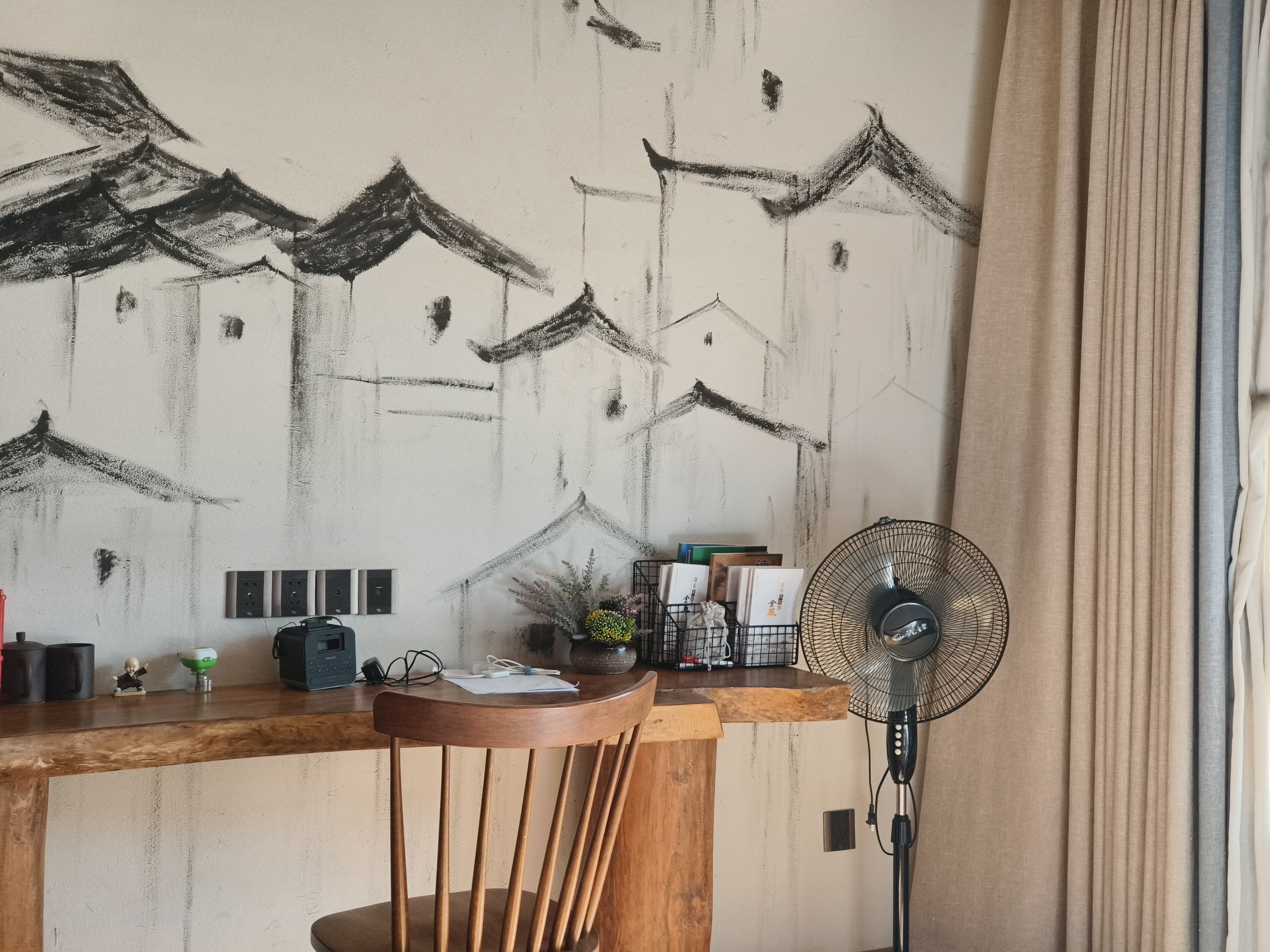 树影大床房+山景+乳胶床垫+地暖