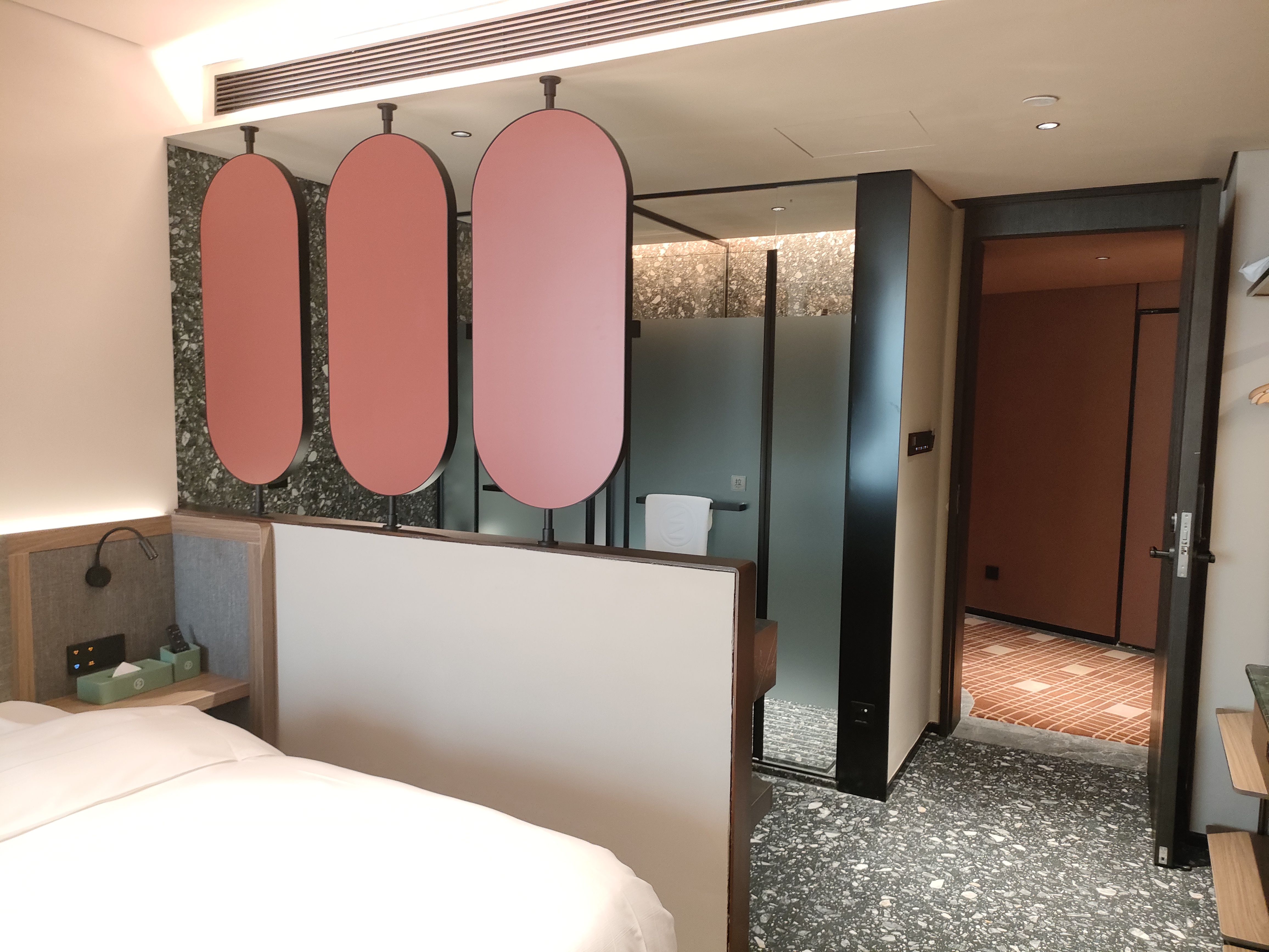 连南马拉松舒适豪华双床房安静零压舒适