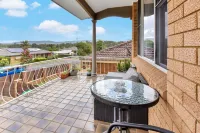 Coal d' Vine Entertainer - Cessnock NSW