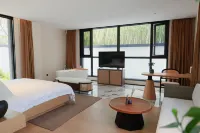 Lujiang Qingxidu B&B (Hefei bathing pool Hot Spring Tourist Resort)