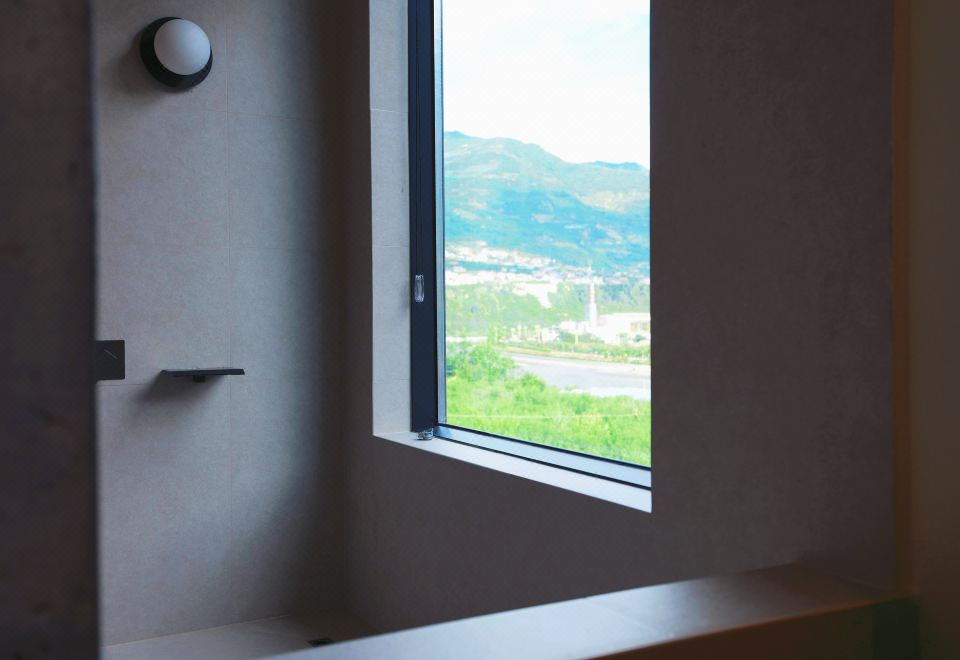 识卿·山景私汤地暖大床房﹤全屋智能+安睡床品﹥