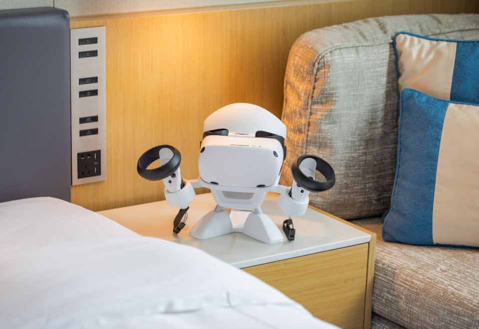 Crowne Plaza Foshan NanhaiVR Featured Double Bed Room (Cinema + Gaming)