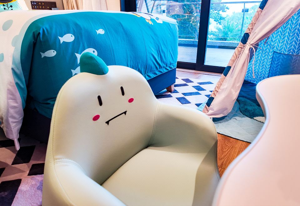 海底小縱隊（小公主親子房+MINI吧+天然乳膠枕）