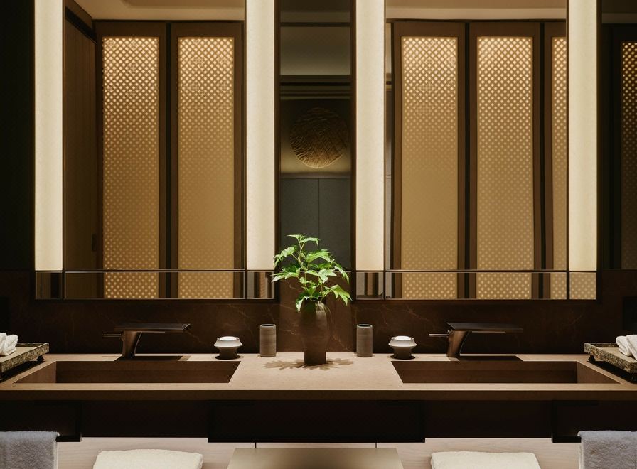 轉角特大床套房