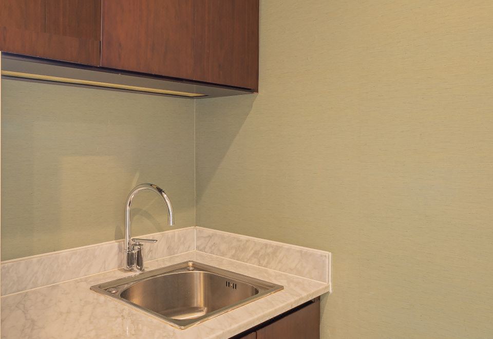 SeaView Garden Hotel QingdaoFamily Friendly Themed Suite - Sea-View