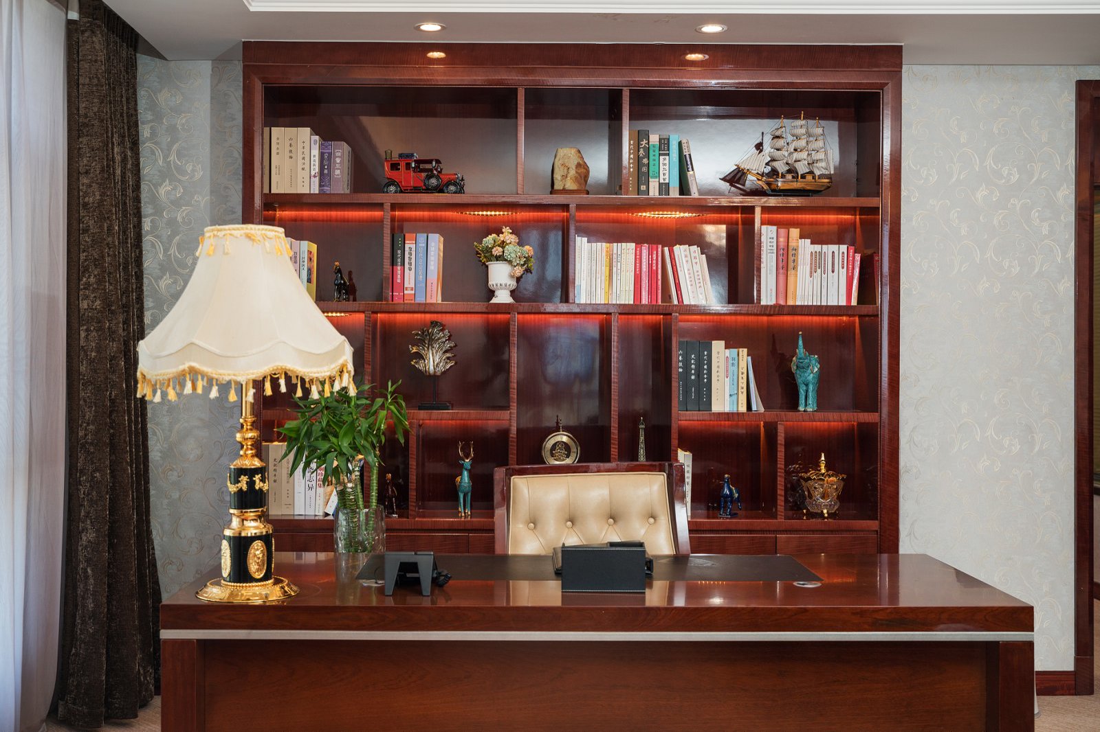 CEO行政套房︱临园风景+舒适睡眠