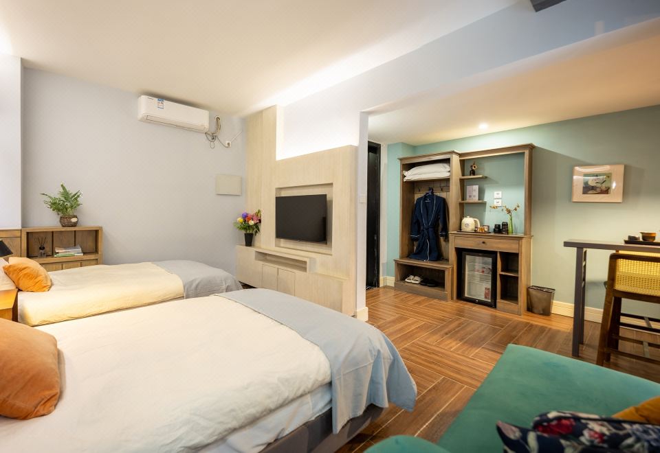 Fengcheng No.12 CourtyardGarden-view Light Luxury Twin Room (Relaxing Courtyard + Private Hot Spring + Private Outdoor Hot Spring)