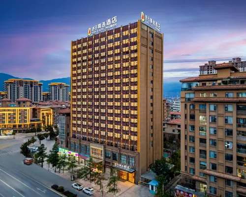SUPER 8 HOTEL PREMIER Hotels in Huize