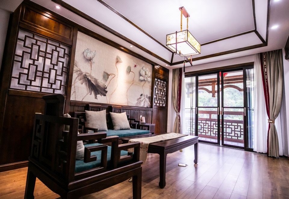 Furong Town Shuiyunxuan Inn (Furong Town Scenic Area)Suite - Near River