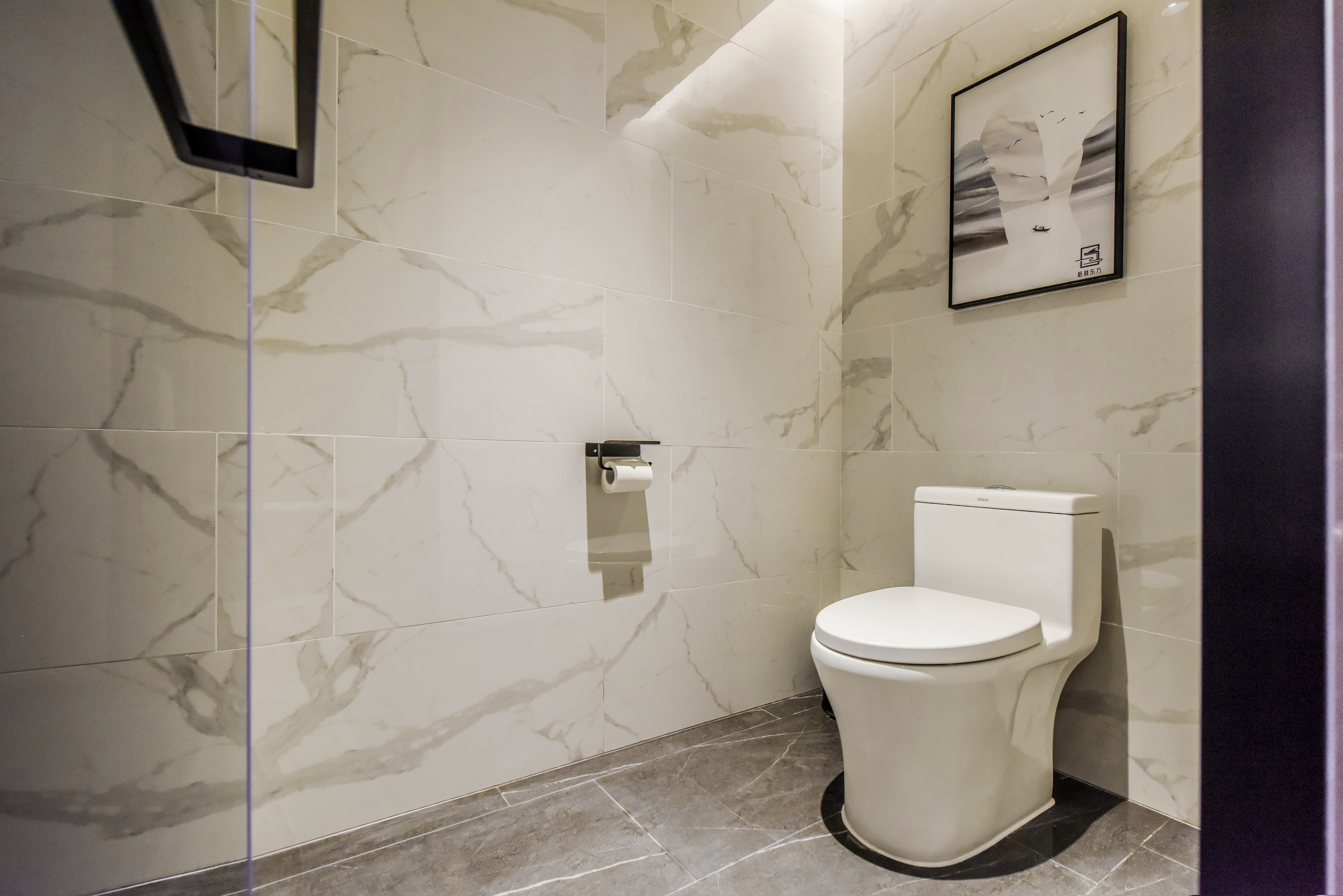 豪华双床房（休闲沙发+双层隔音玻璃）