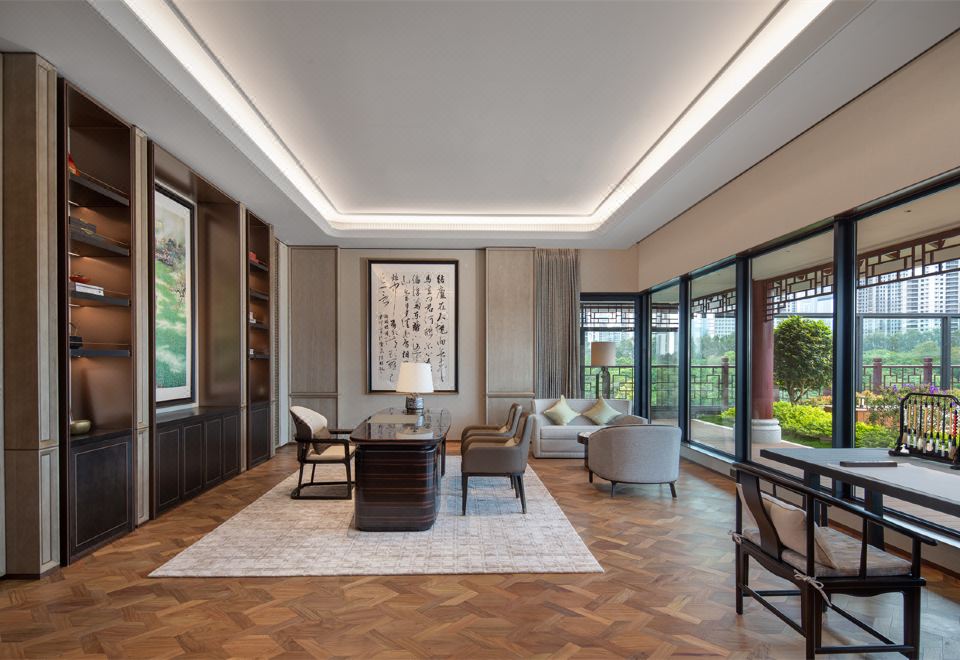 天鹅湖贵宾套房（超大庭院+湖景）