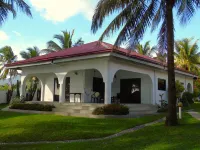 Phaidon Beach Resort