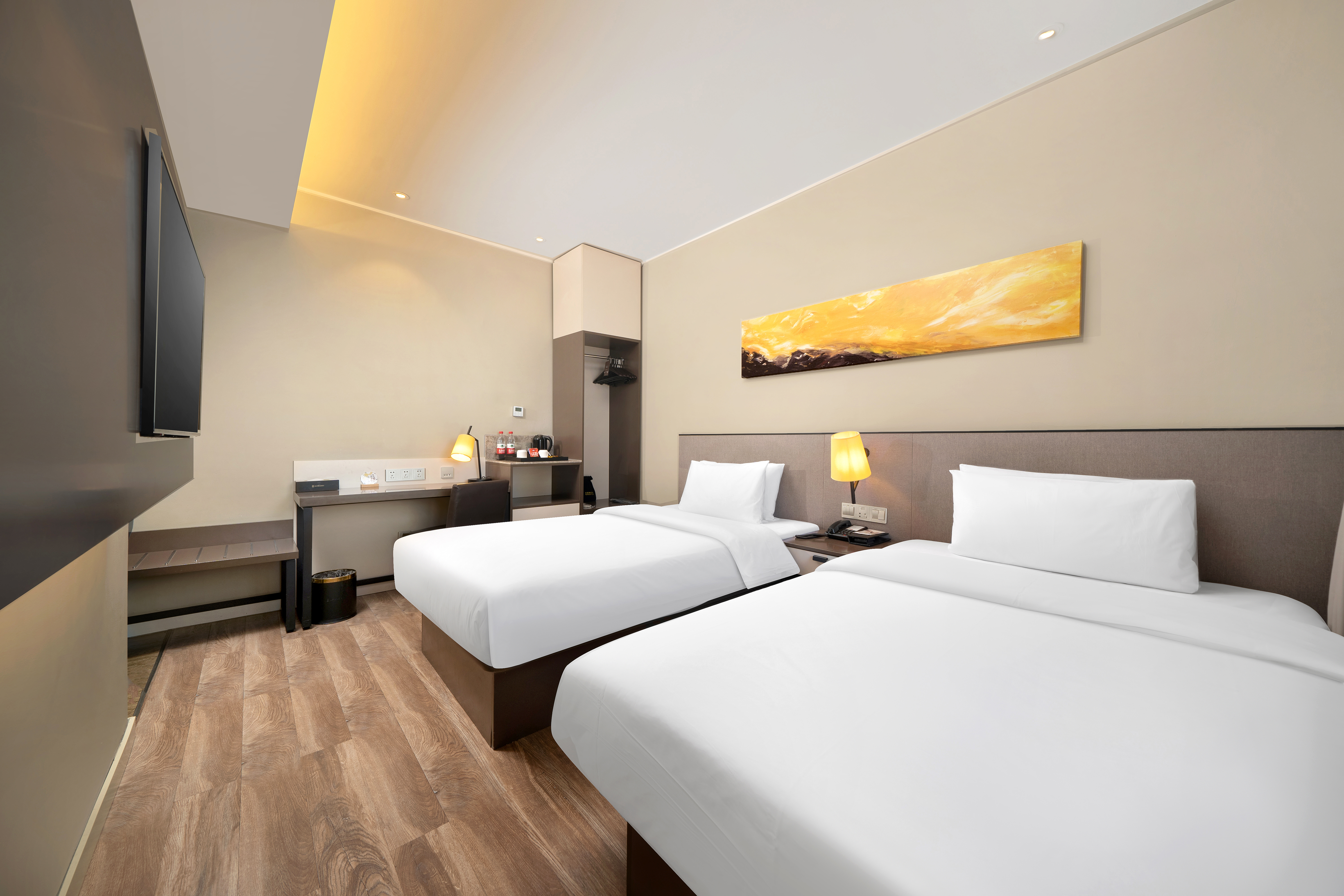 Homeinn Plus Hotel (Harbin Sandadongli Haguo)双床房（办公桌椅+独立衞浴）