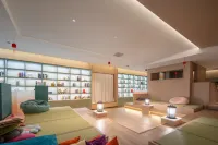 Xinxiang Olive Spring Hotel