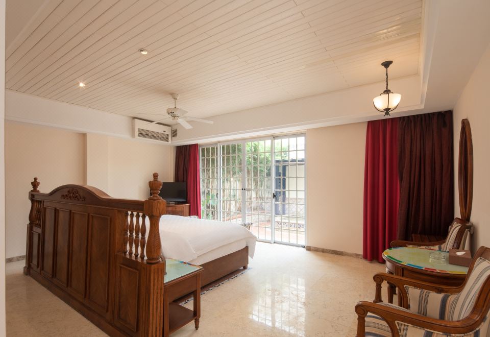 玫瑰園豪華溫泉大床房【古羅馬建筑風格+私人泡池】