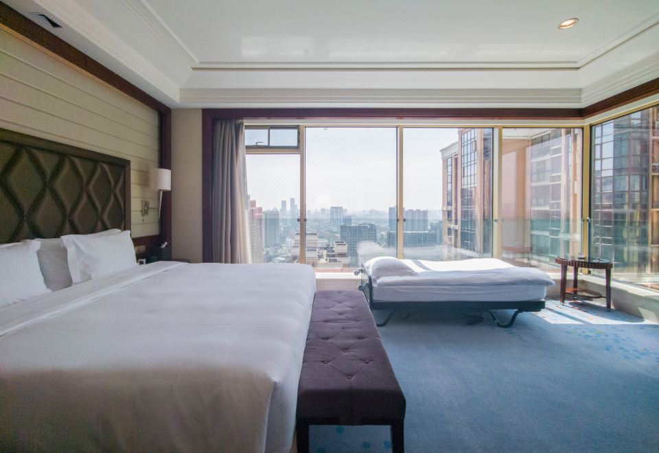 皇冠城景家庭套房