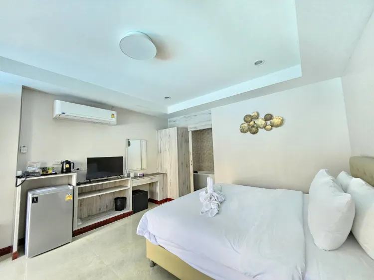 Pool View Side Villa Single Bedroom