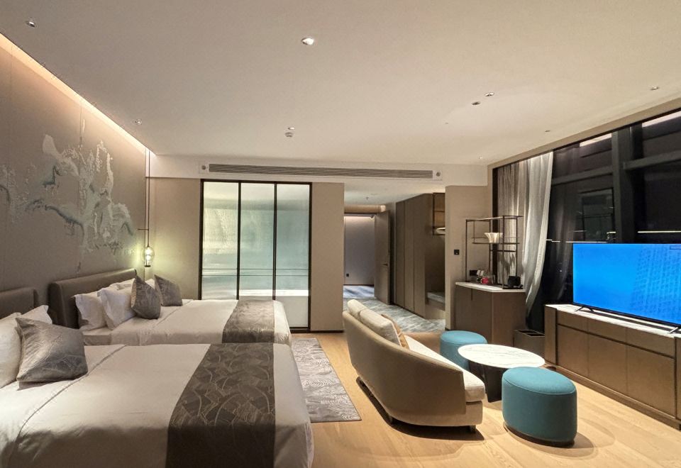 Grand New Century Hotel Vangu LanxiSuperior Family Room