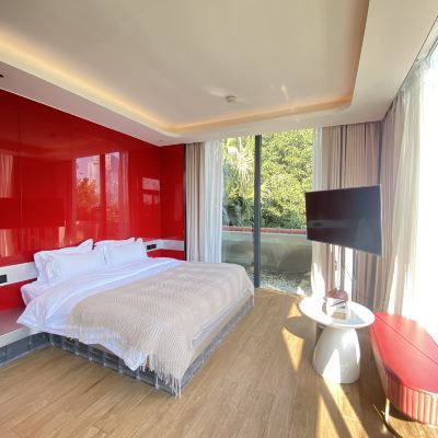 落霞海景·大床房（觀景浴缸+智能馬桶+中央空調+獨立觀海陽台+安睡乳膠床墊） 鼓浪嶼柏文熊飯店（三丘田碼頭店）優惠