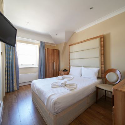 標準雙人床房 皇家之鷹飯店優惠