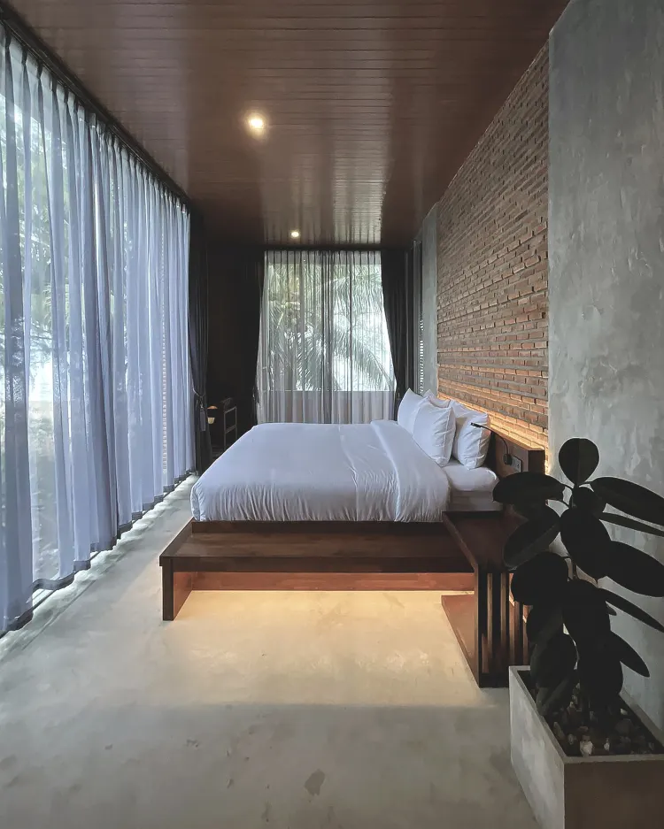 Deluxe Suite With Sea View 2