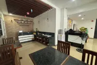 ييلوبيل هوتل