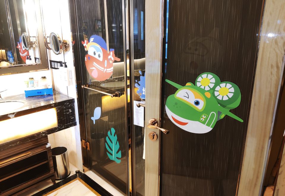 超级飞侠恐龙主题亲子房