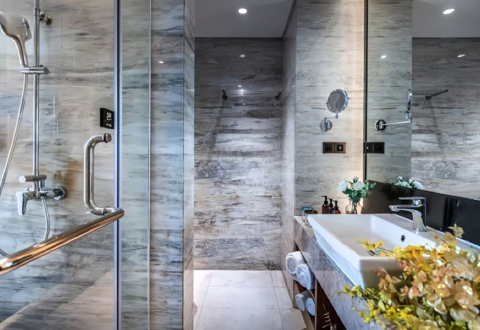 歐式浪漫大床房