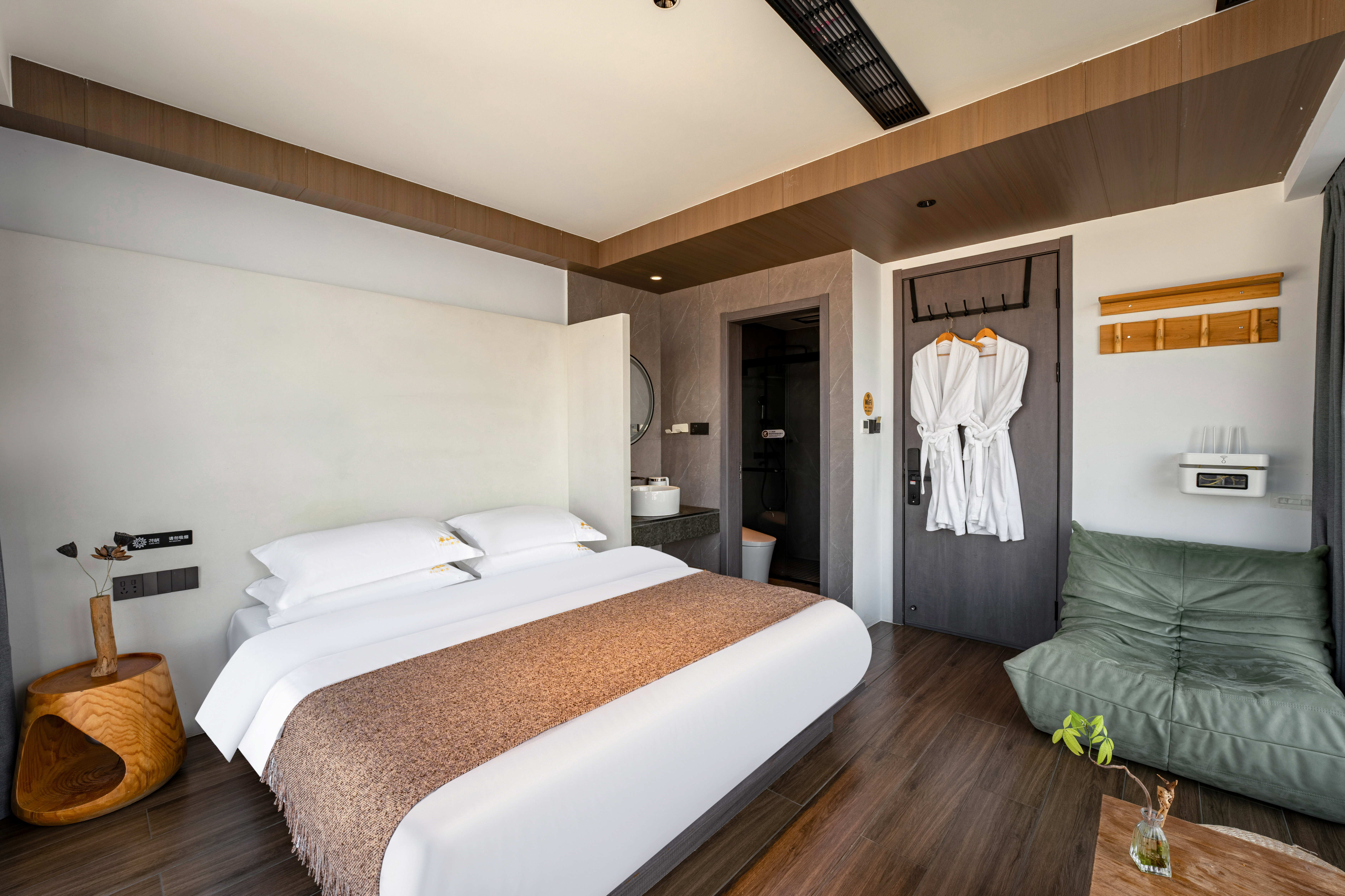 Floral Hotel·Xiapu Mid Mountain Lansu Hotel (Sansha Dongbi Store)观澜-270°海景大床房（双面采光+舒适深眠+近沙滩）