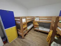 Hostel Downtown Inn