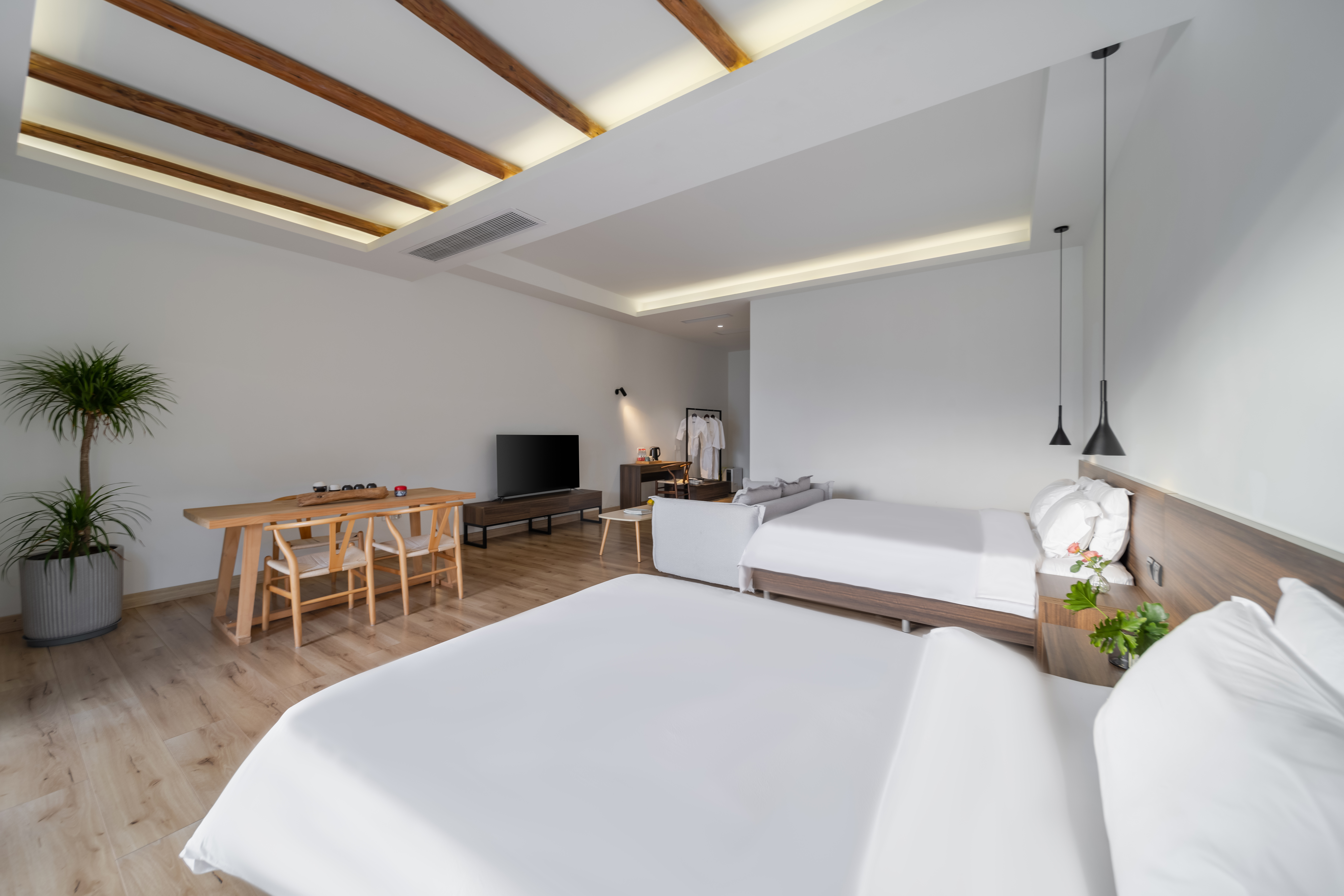 赏竹湖景亲子房（全景落地玻璃+浴缸）