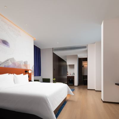 歡朋套房（帶大客廳和落地窗） 深圳南山科技園希爾頓歡朋酒店優惠